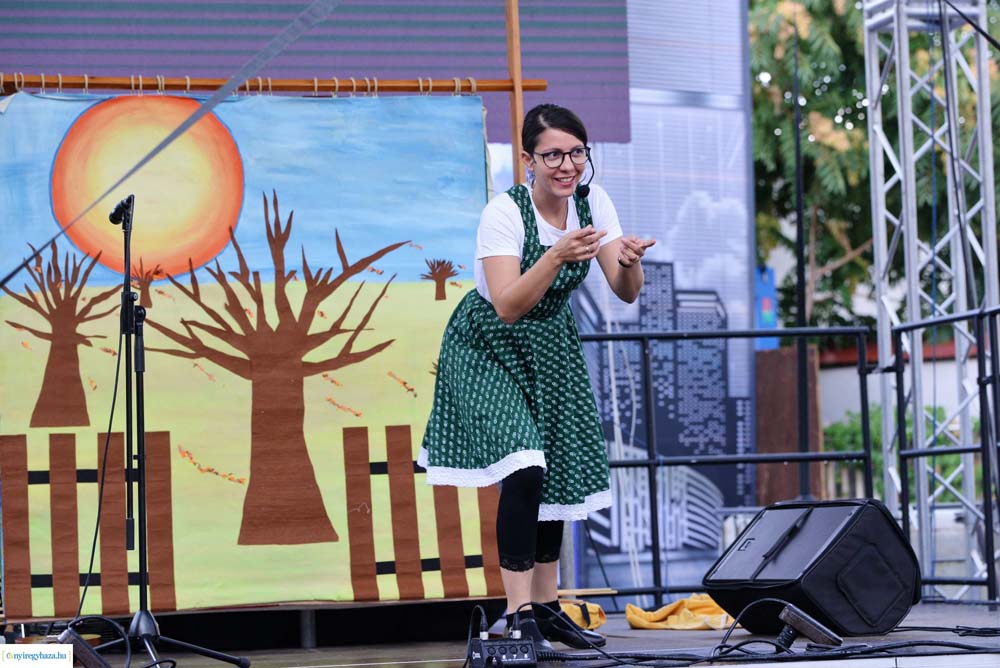 Hétmérföldes Csizma1.jpg