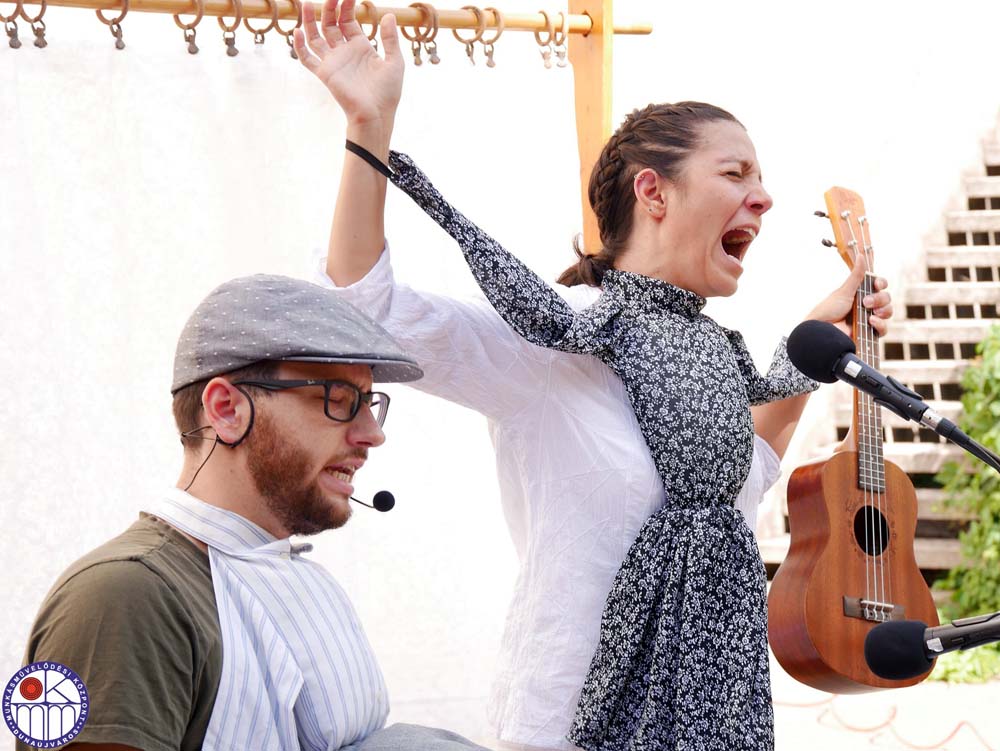 Regge Lizi Kalandjai.jpg